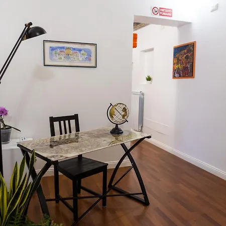 Guest house Ai Mercati Di 3*